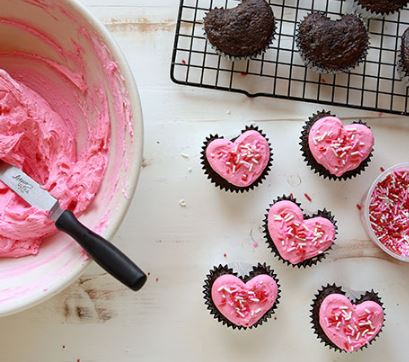 how to make heart shaped cupcakes darlene michaud